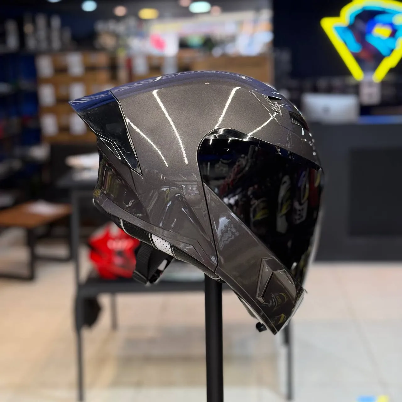 کلاه کاسکت فک متحرک استیل برد SB20 کد 25